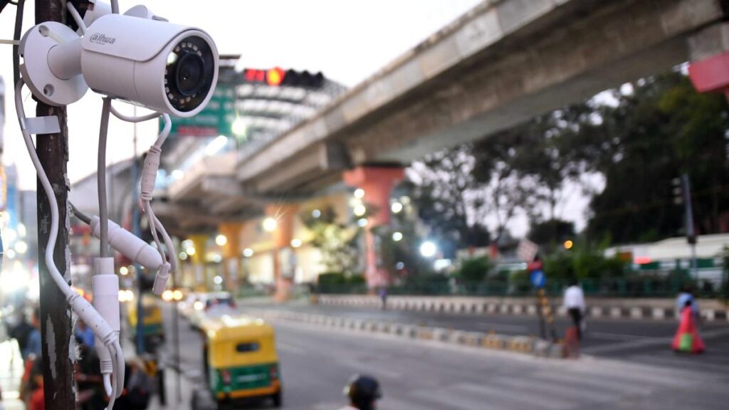 Senior citizen robbed by goon in fake accident scam on M.G. Road in Bengaluru, victim struggles to get FIR registered