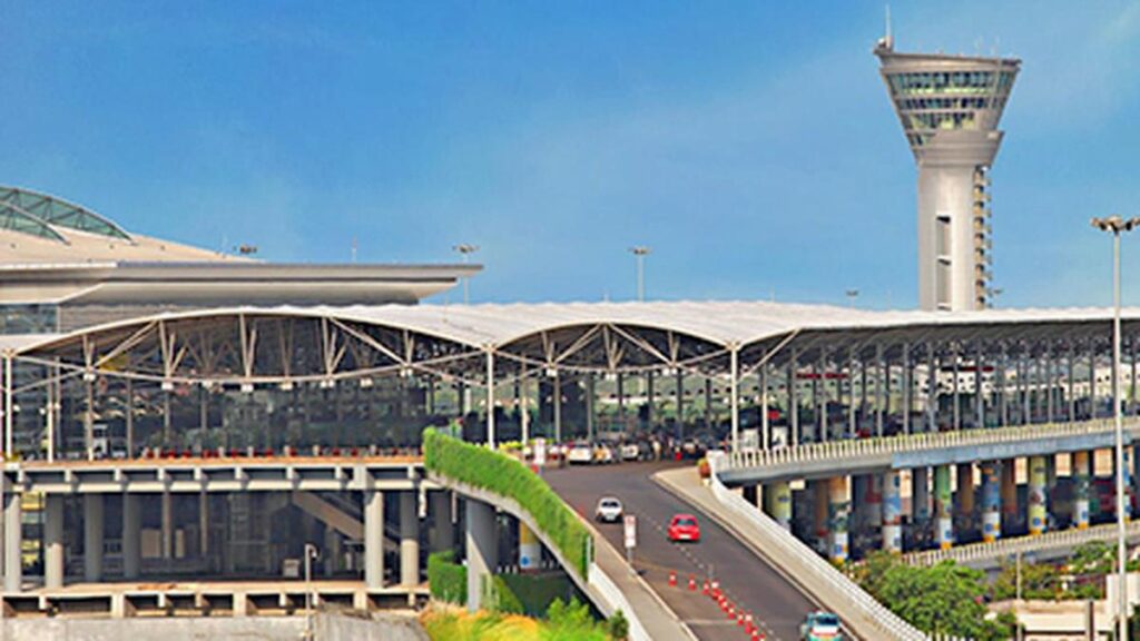 Israel-Iran conflict | 18 flights cancelled at Hyderabad airport after airspace closure in Qatar