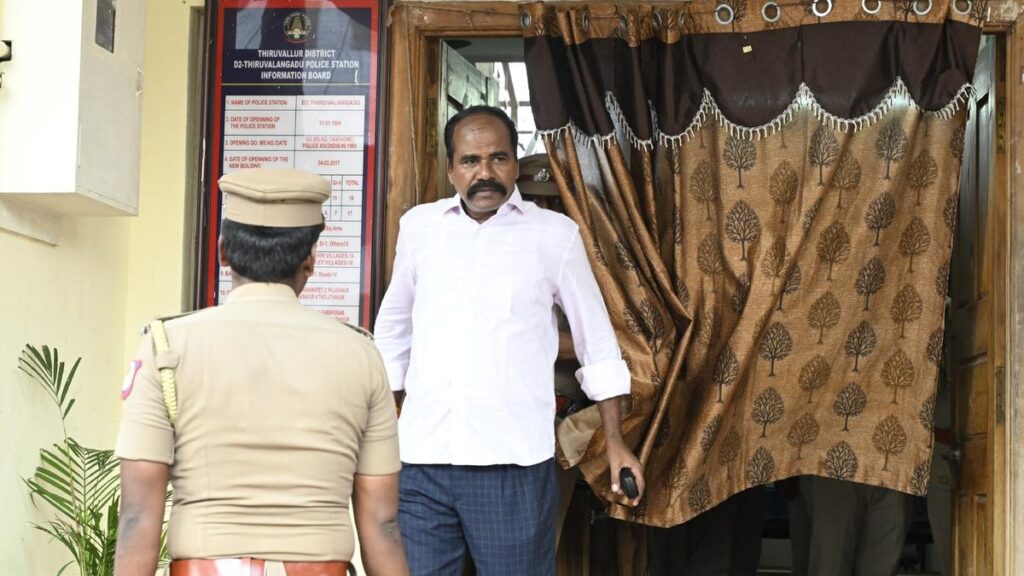 Kidnapping case: Supreme Court questions T.N. govt over suspension of ADGP after HC’s directive to arrest him