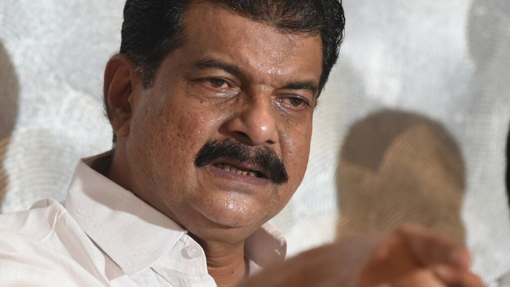 Nilambur bypoll: P.V. Anvar kicks up fresh row by refusing to embrace UDF candidate Shoukath on poll day