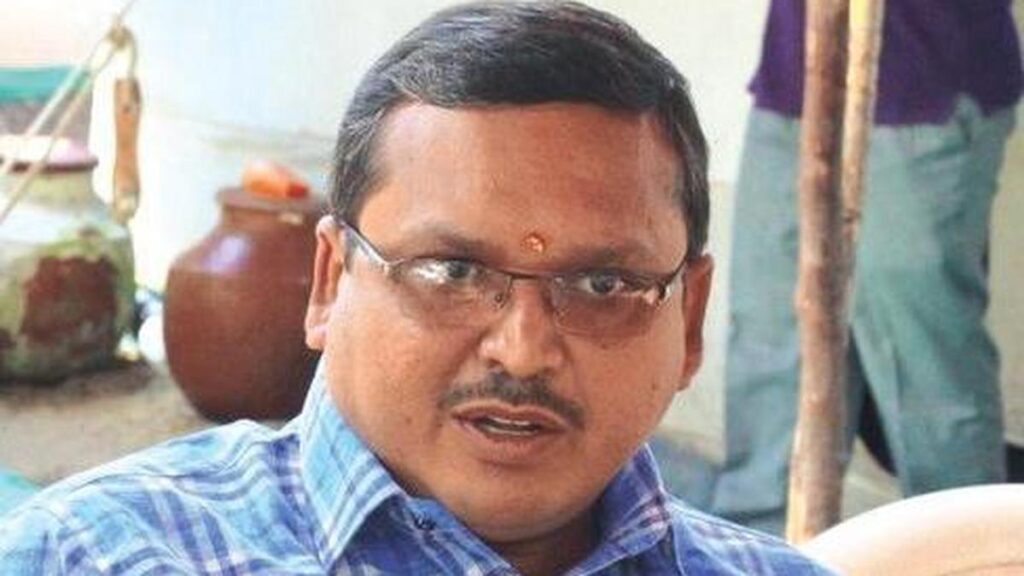 Archaeologist Amarnath Ramakrishna transferred again