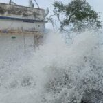 Residents block highway at Kannamaly in Kerala’s Ernakulam protesting sea incursion impact