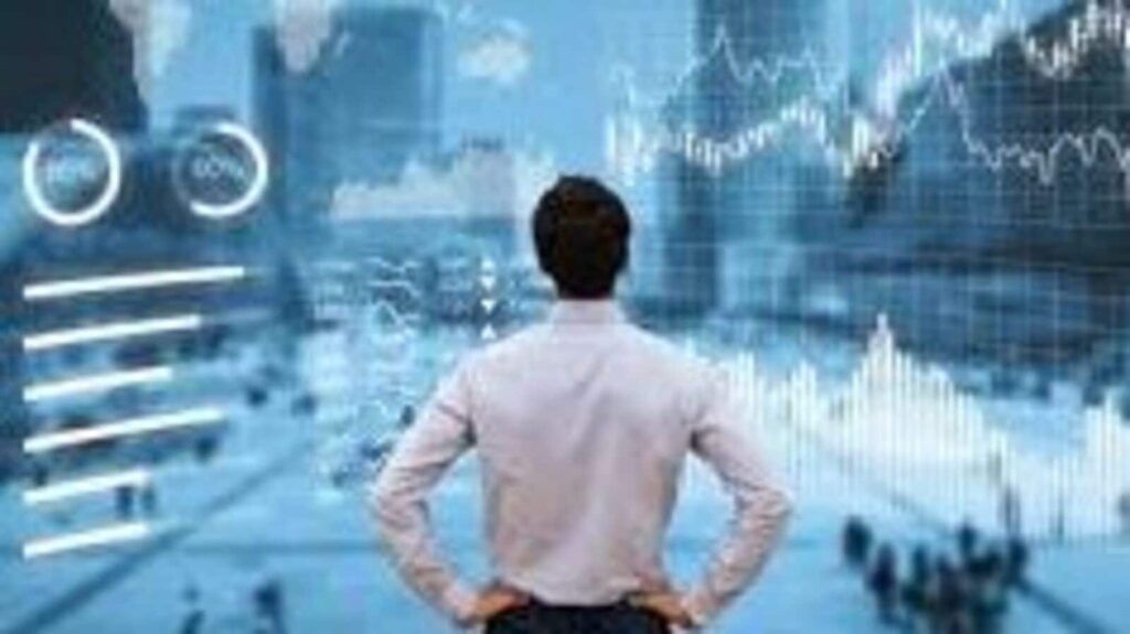 China, HK stocks end lower on Middle East tensions; annual financial forum in focus