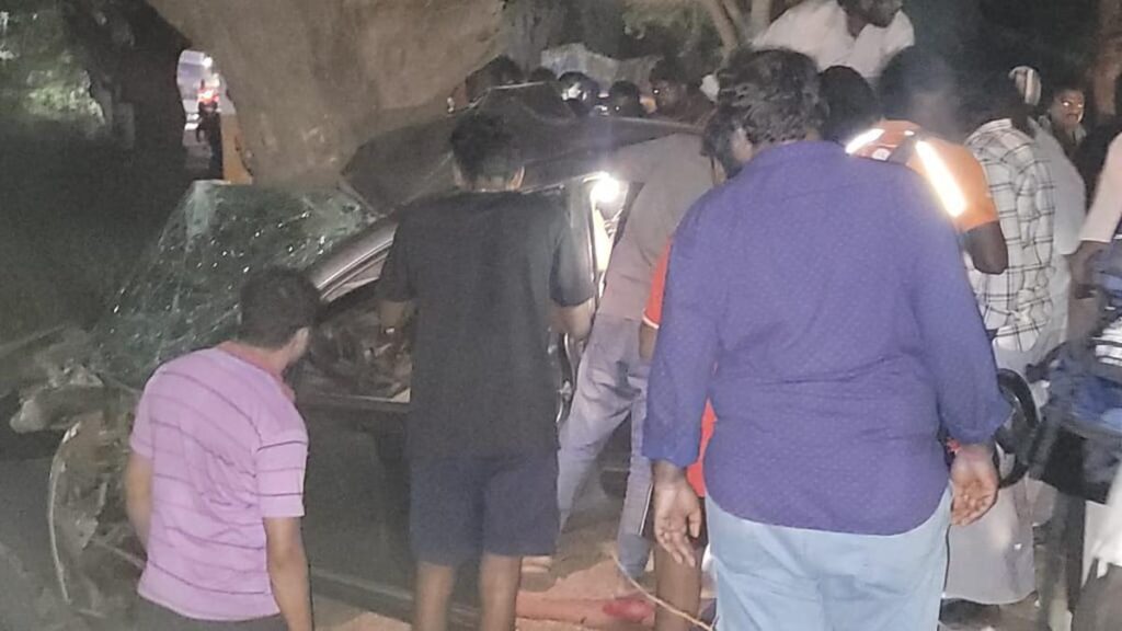 Five college students injured as car crashes into tamarind tree near Coimbatore