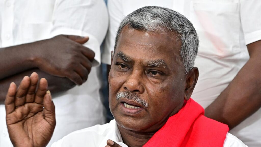 Madras HC Chief Justice constitutes larger Bench to hear dispute over removal of flagpoles from public places