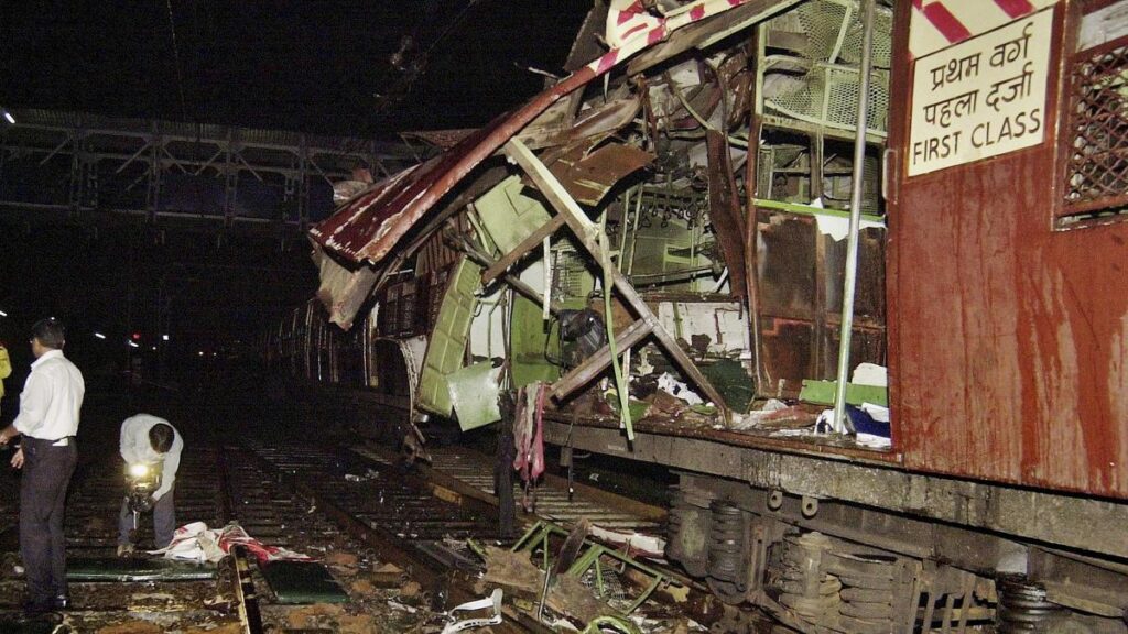 Supreme Court stays Mumbai blasts case verdict; says convicts need not surrender
