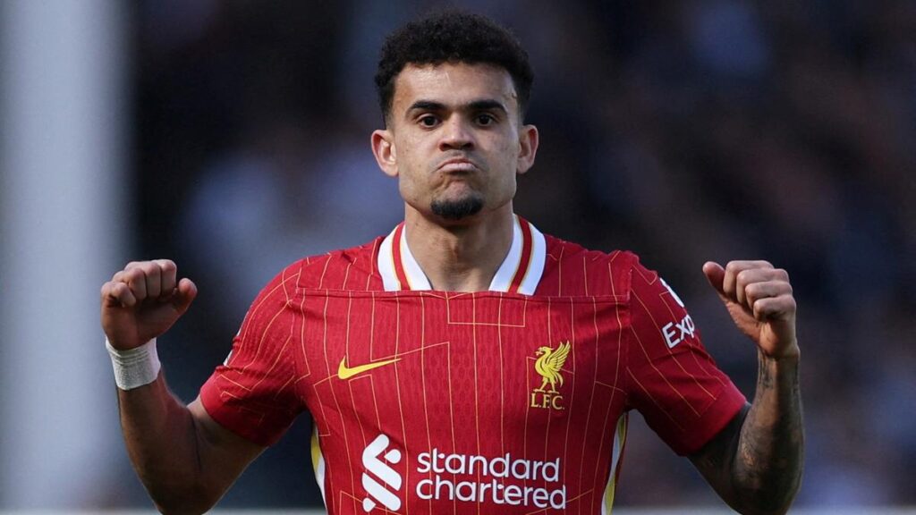 Bayern Munich signs Liverpool forward Luis Diaz on 4-year deal