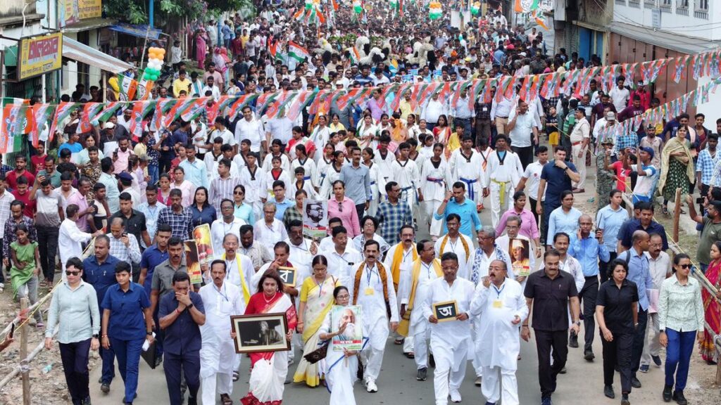 Mamata asks migrants harassed in other States to return to West Bengal