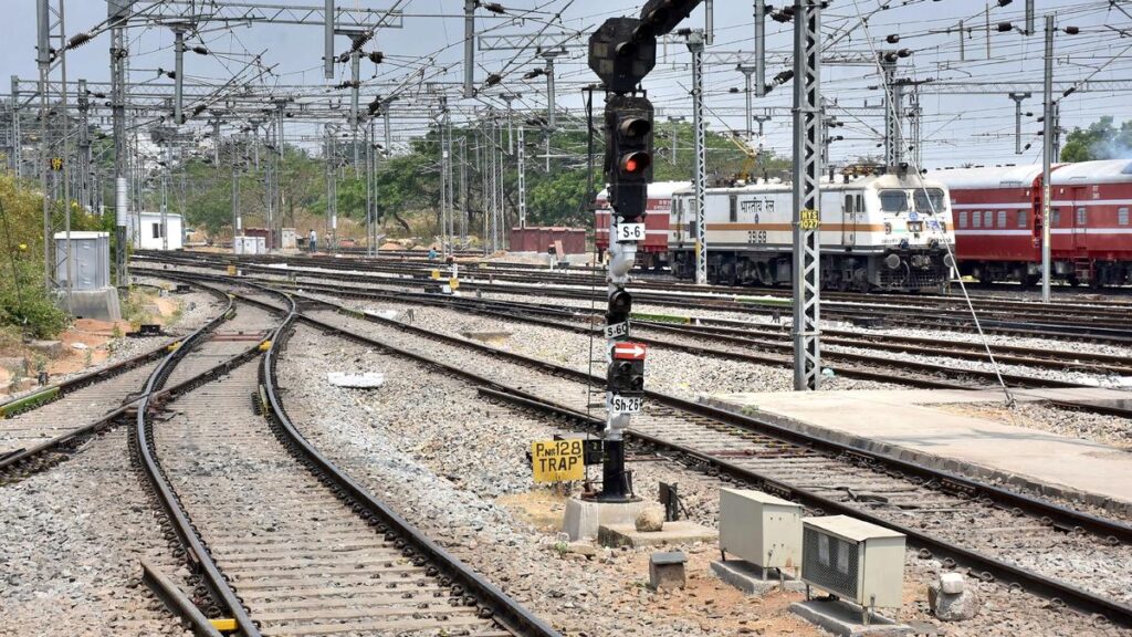 South Western Railway upgrades 835 km track; saves over an hour in travel time