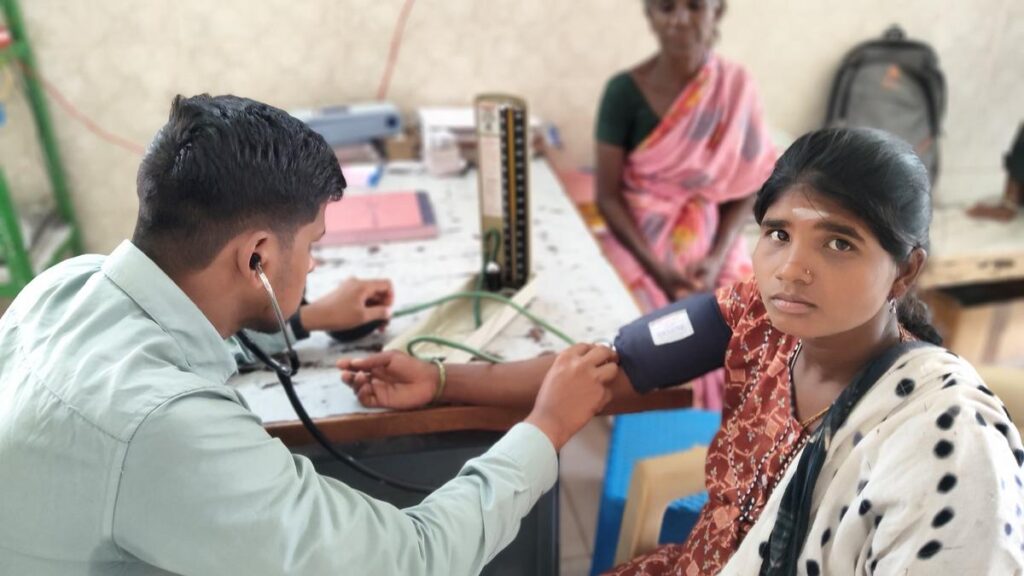 T.N. tribal woman, untraceable for 10 days, delivers healthy baby in Chamarajanagar hospital