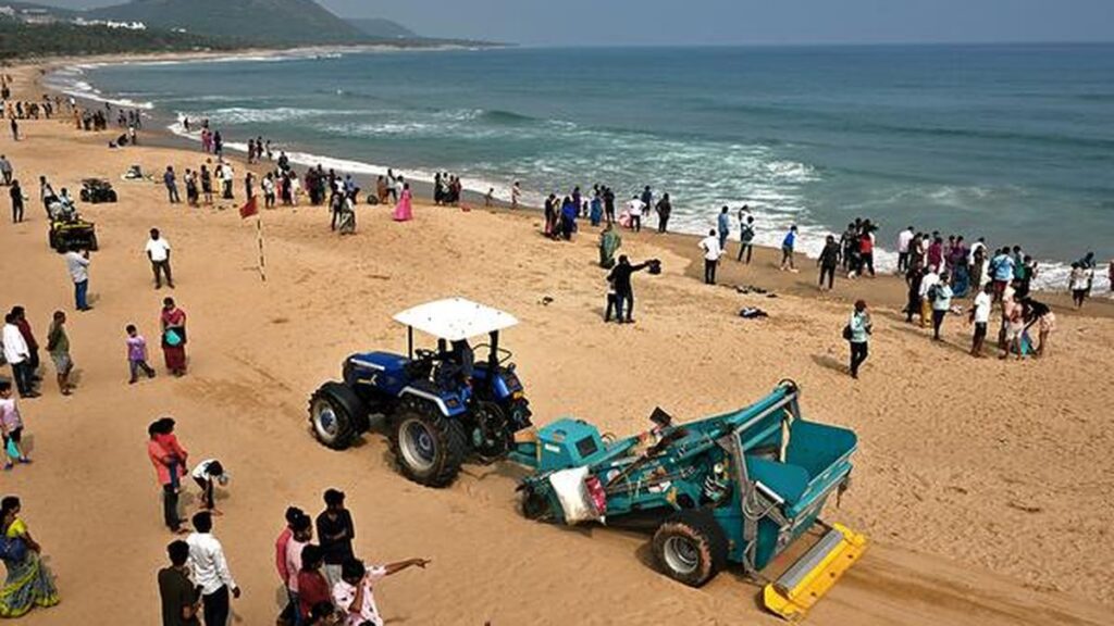 Centre responded positively to Tourism Bhavan project at Amaravati, says A.P. Minister Kandula Durgesh