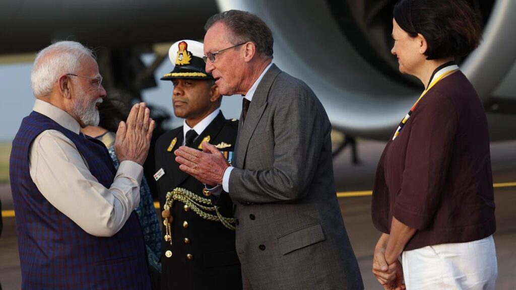 Modi begins U.K. visit, trade deal to be inked today