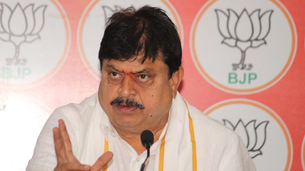 Revanth Reddy should make way for Ponnam Prabhakar or Mahesh Kumar Goud as CM: BJP president