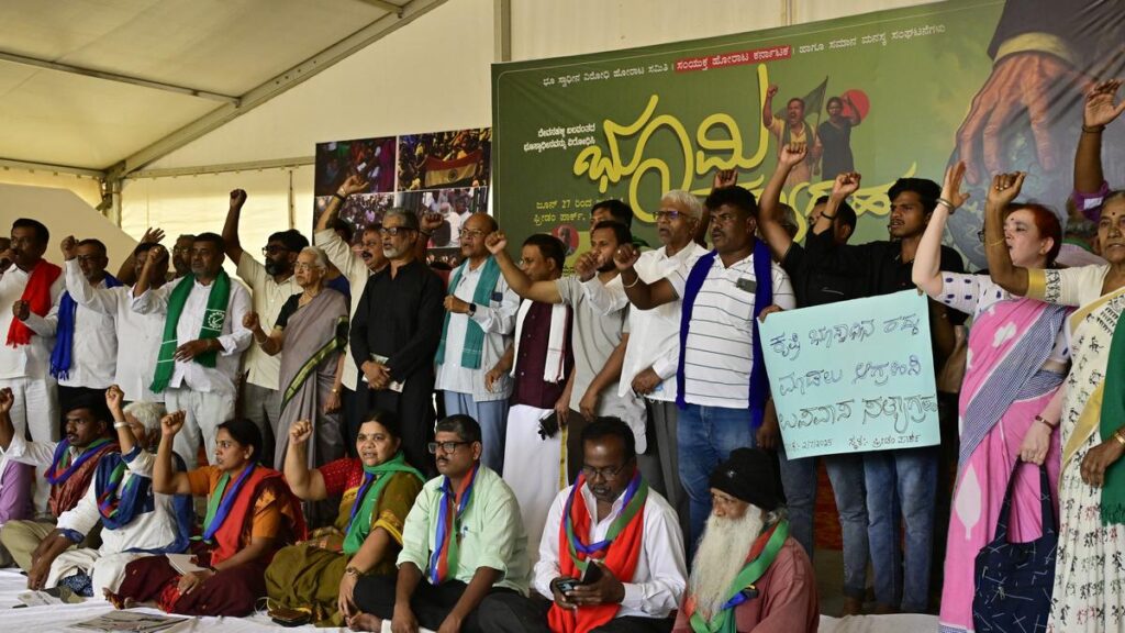 SKM leaders, including Rakesh Tikait, to visit Devanahalli on July 3 to instill confidence among protesting farmers