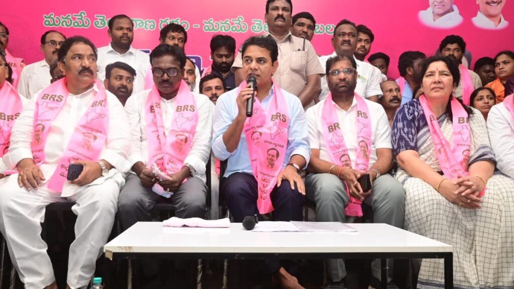 Revanth lying on Banakacherla, tapping phones of his own Ministers: KTR