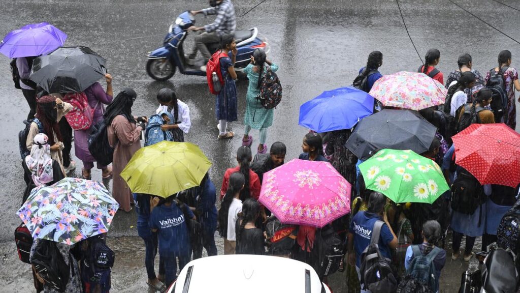 Sunny skies turns dark, rain returns to Hyderabad on Saturday; city under orange alert