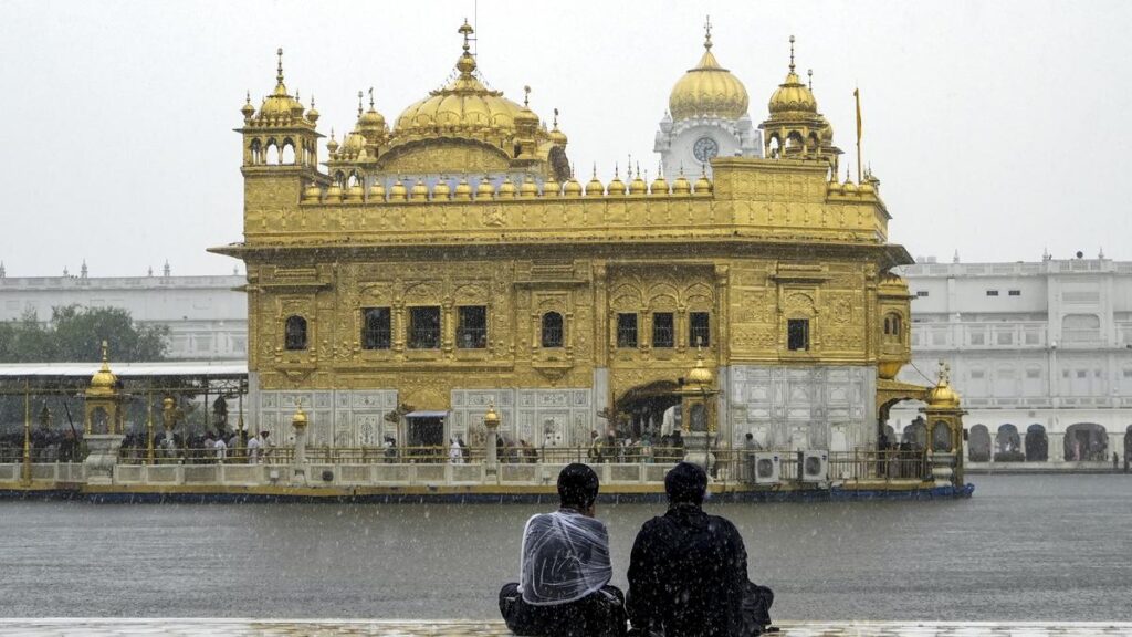 SGPC receives email threatening to ‘blow up’ Golden Temple