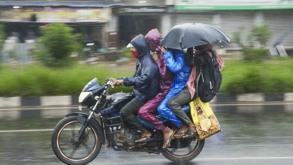 IMD predicts heavy rainfall in Jharkhand over next 2 days