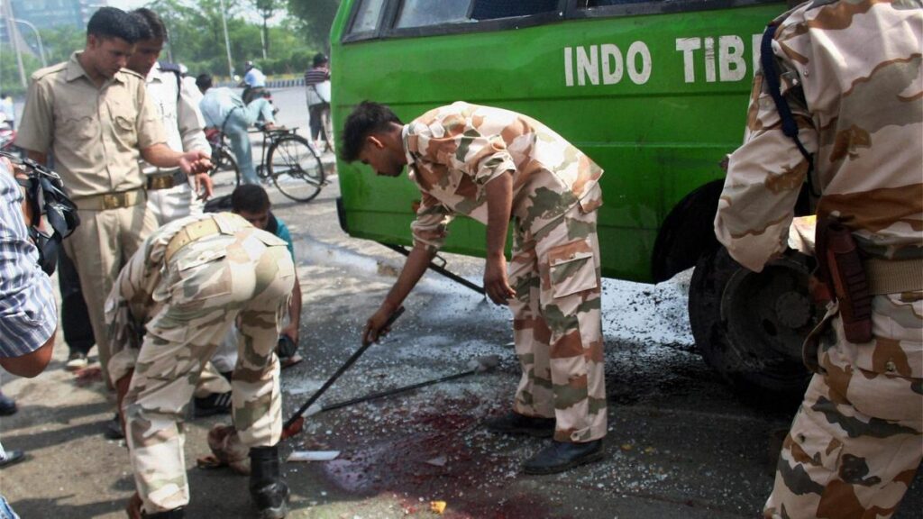 Bus carrying ITBP personnel falls into Sindh river in J&K’s Ganderbal