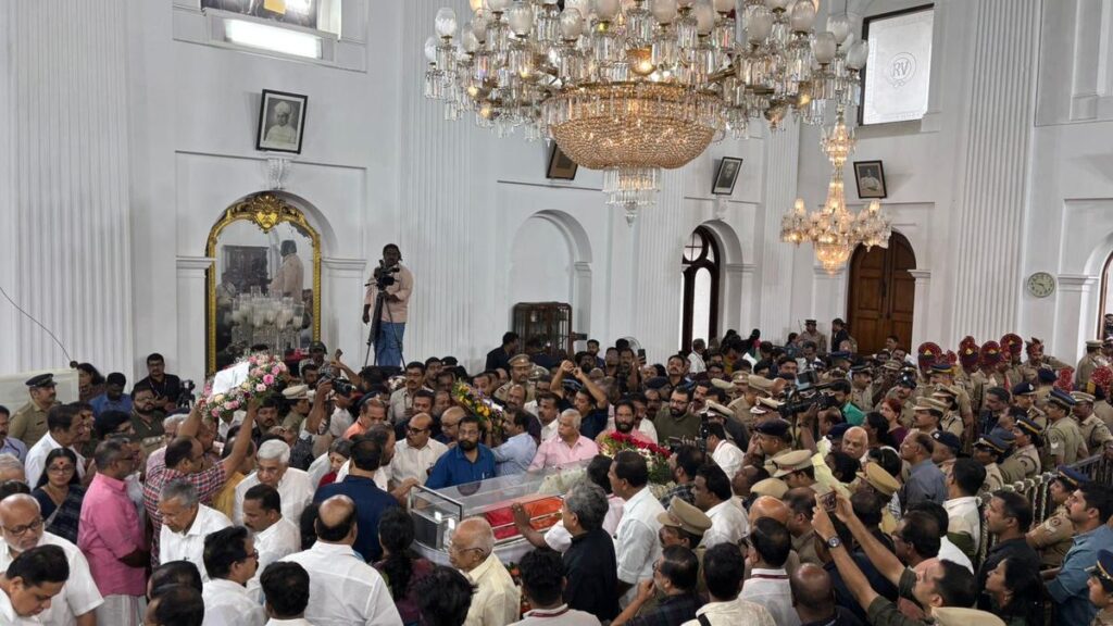 V.S. Achuthanandan’s body moved to Durbar Hall at Secretariat to lie in state