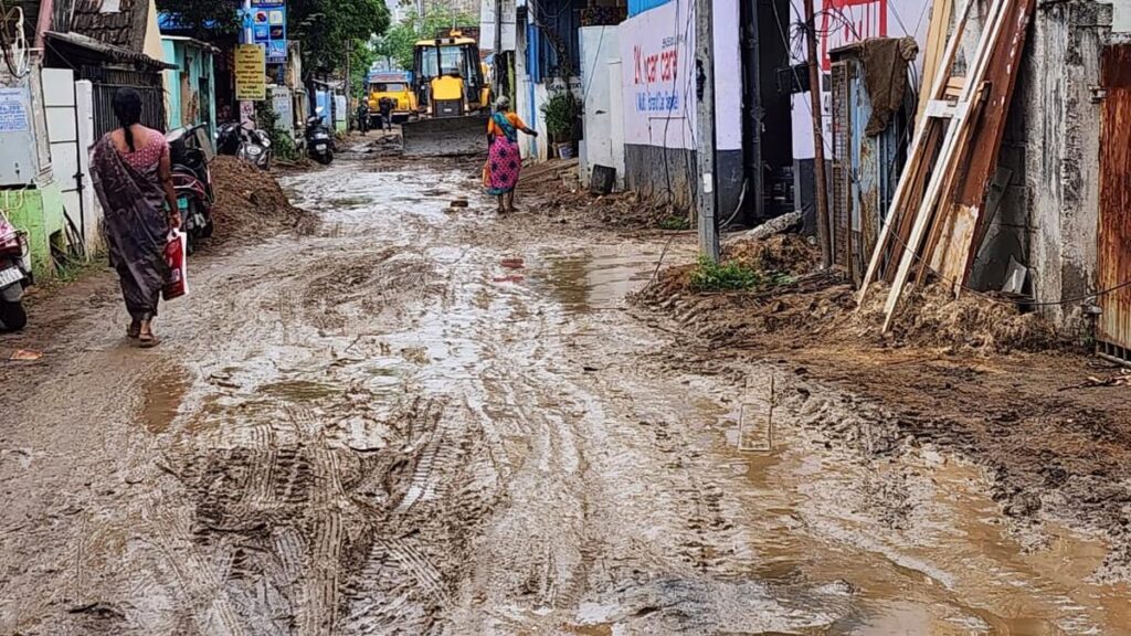 Residents of localities along ECR complain that civic works have turned many roads slushy